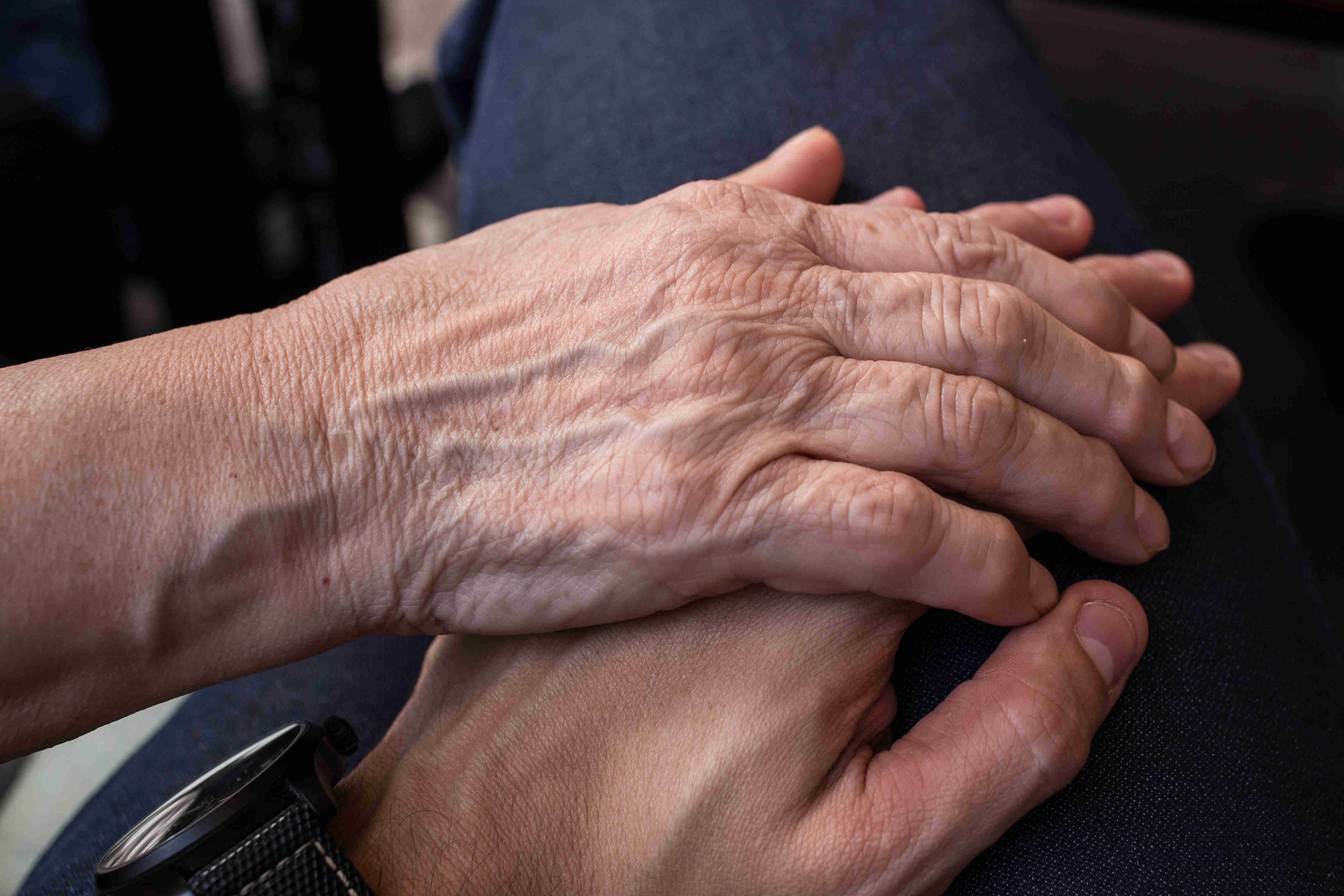 ¿Cómo elegir el absorbente de incontinencia urinaria adecuado?