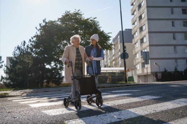 Descubre las ayudas de dependencia que puedes solicitar este 2022