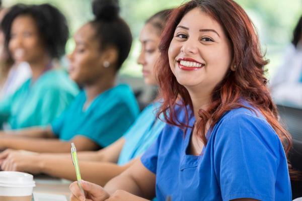 Formación para cuidadores no profesionales: ¿Dónde conseguirla?